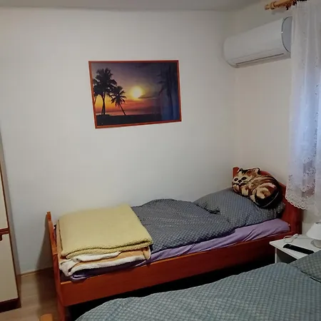 Taxis Apartment *